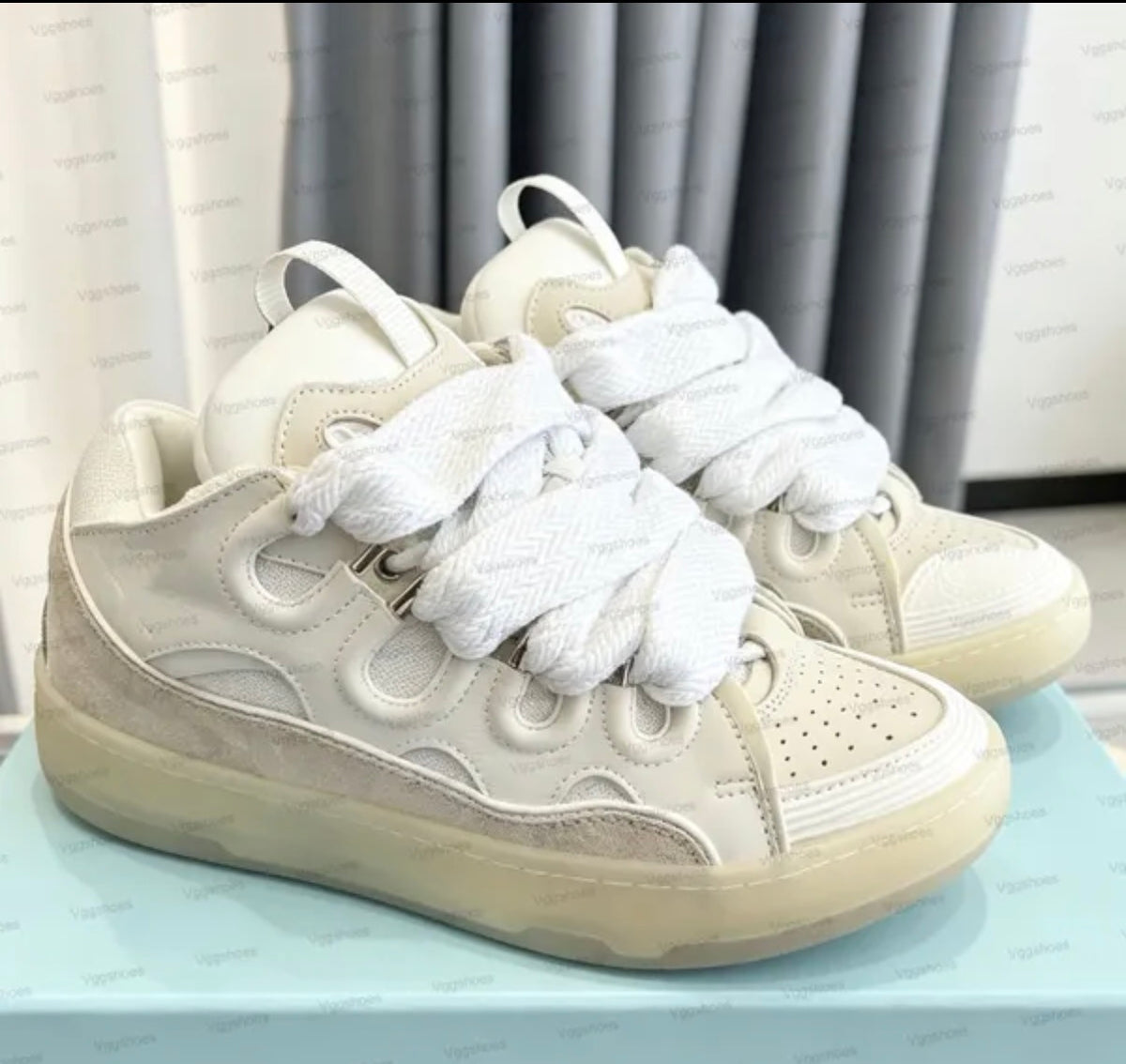 Lanvin curb sneakers