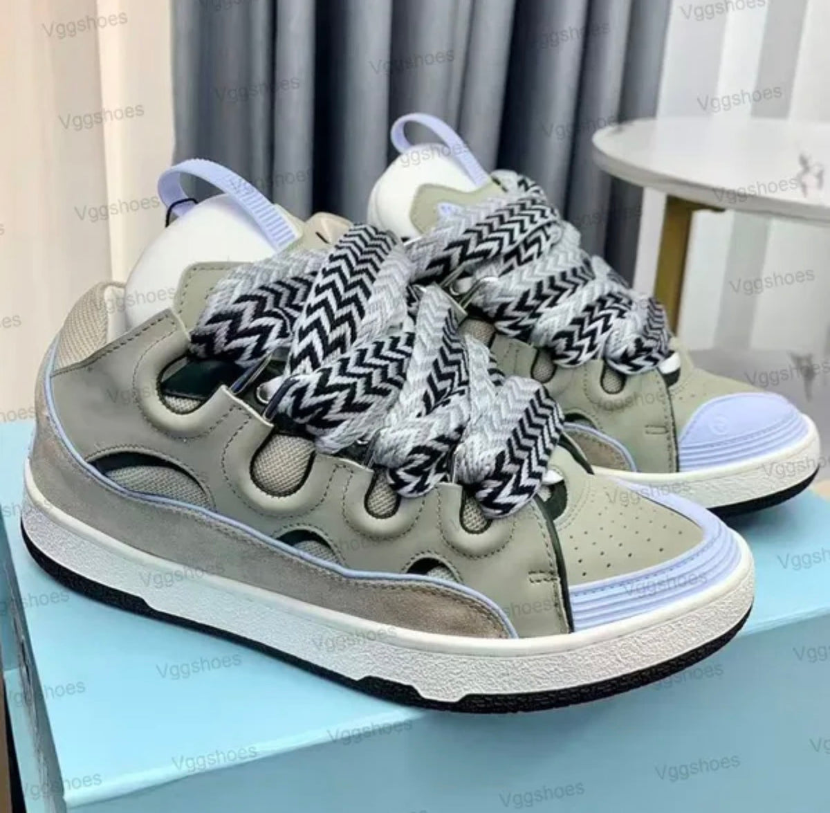 Lanvin curb sneakers