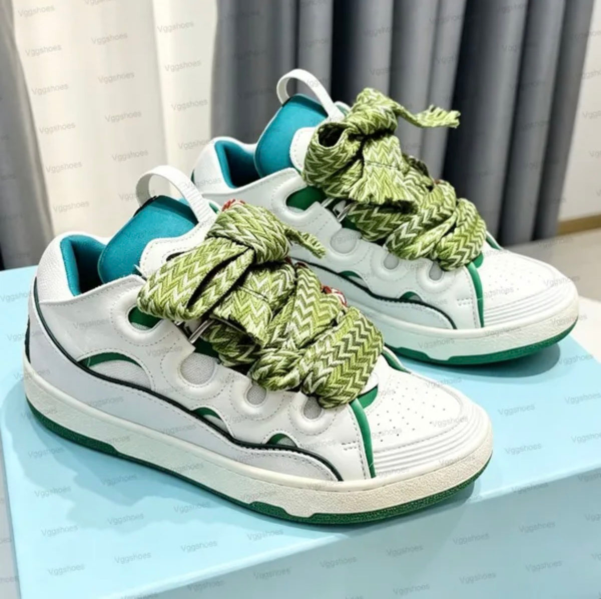 Lanvin curb sneakers