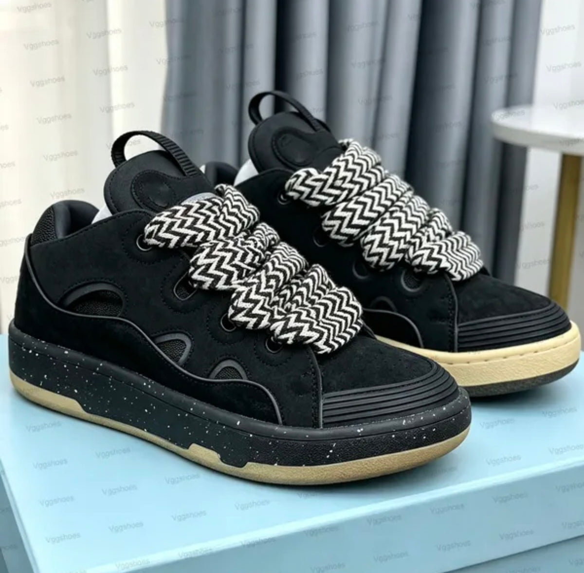 Lanvin curb sneakers
