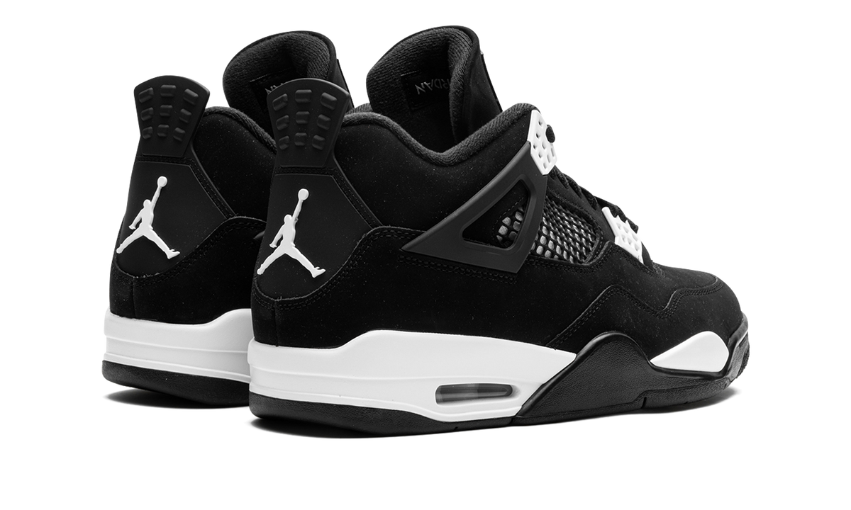 White Thunder 4s